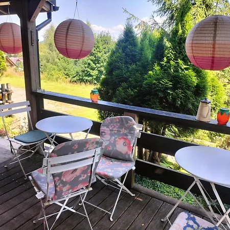 7 Guest house *