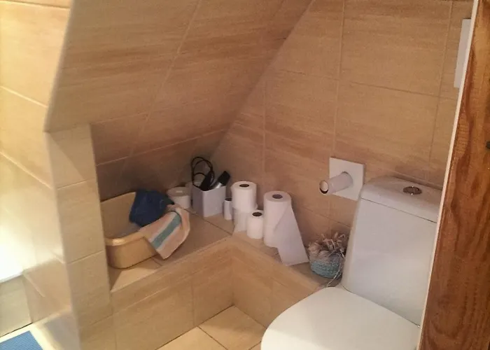 بيت ضيافة 7 *